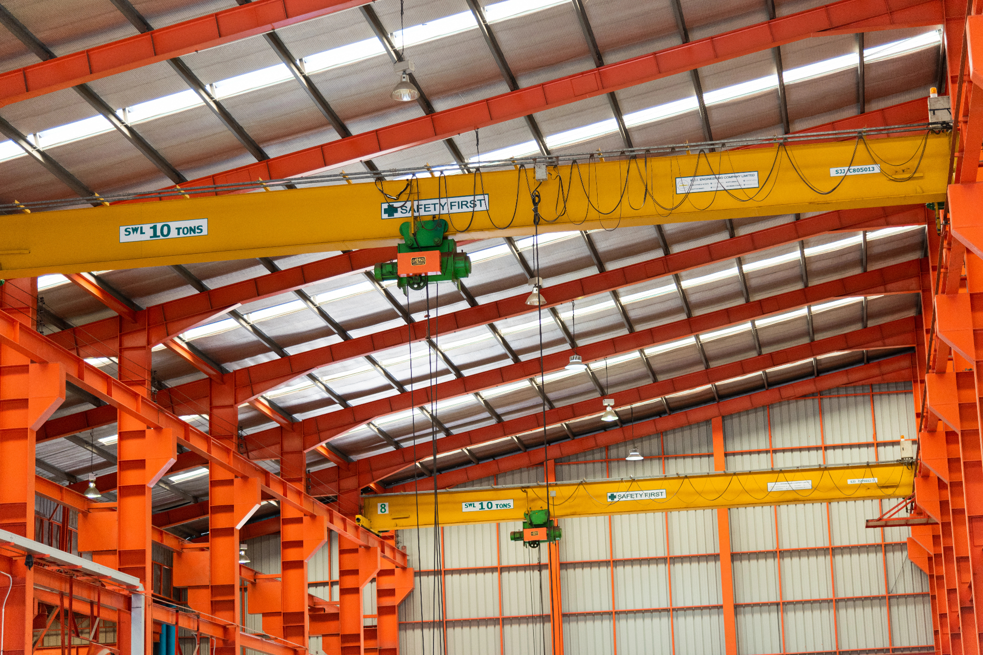 Dvig in montaža ni luksuz, ampak praktična rešitev za vse, kar je pretežko